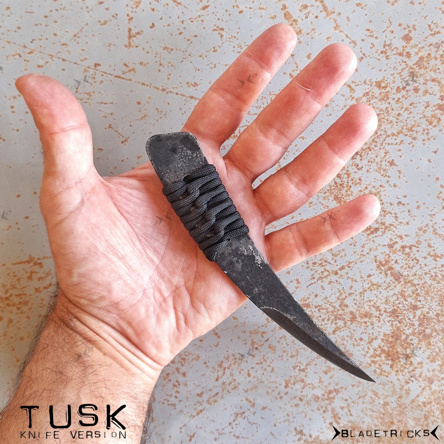 BLADETRICKS TUSK KNIFE, CORD WRAPED