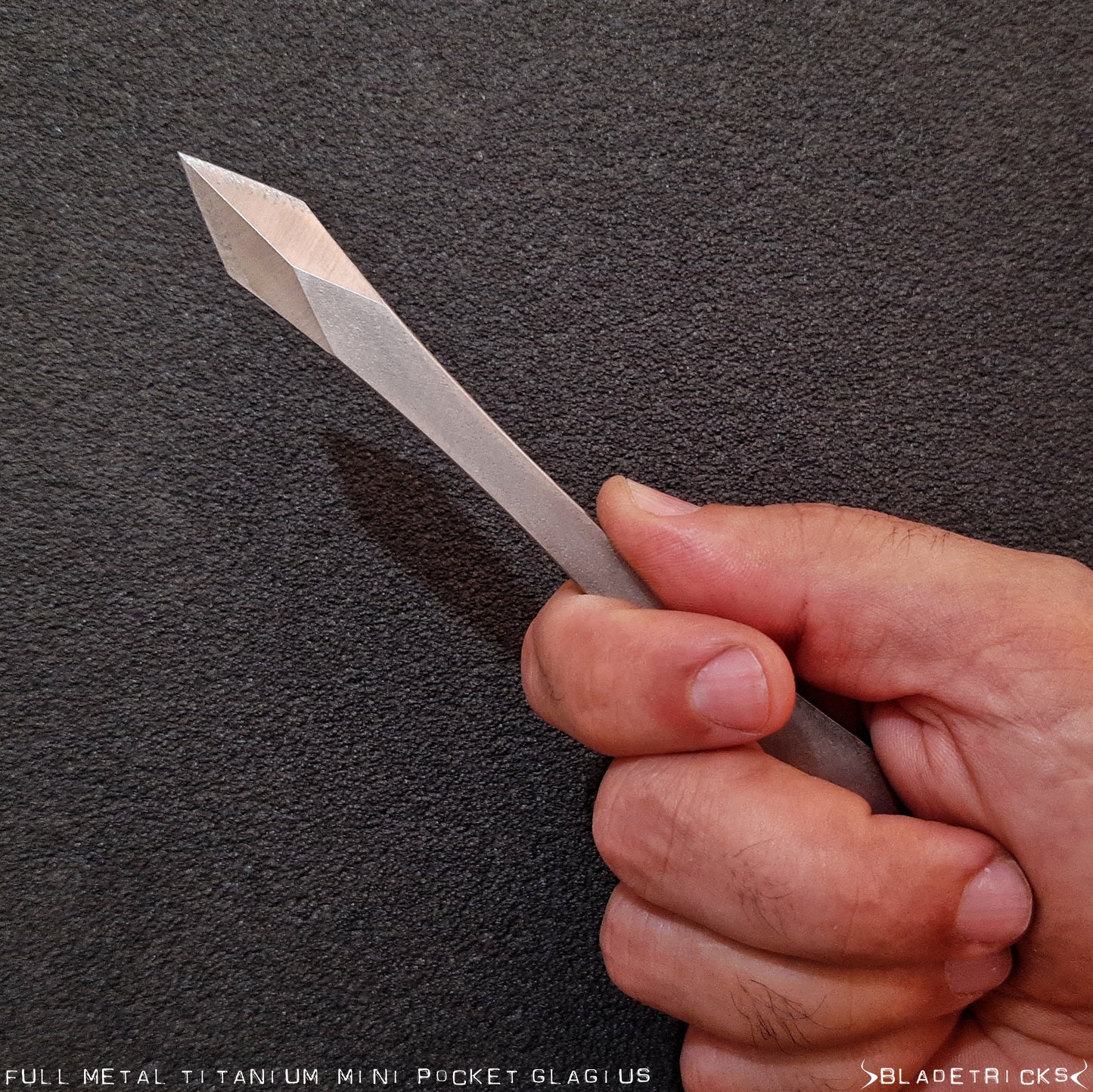 BLADETRICKS TITANIUM MINI POCKET GLADIUS, FULL METAL