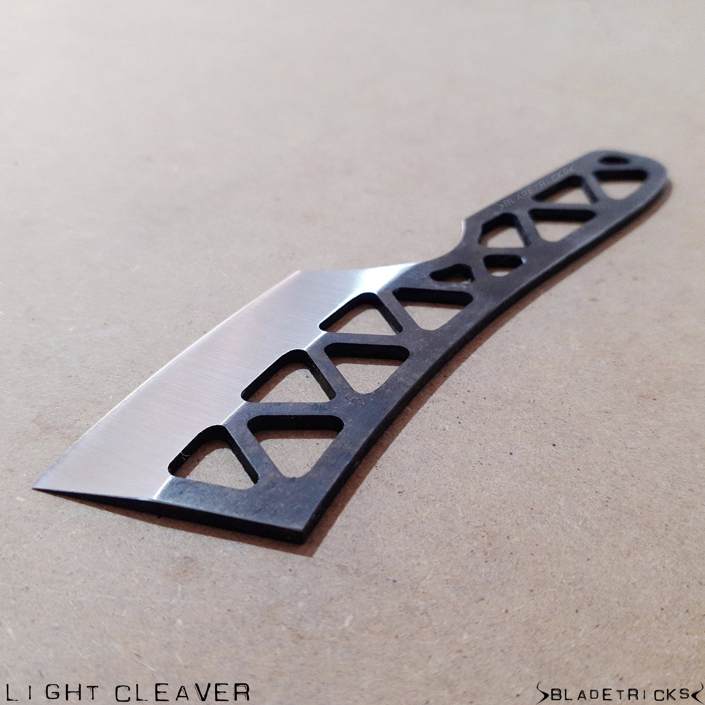 BLADETRICKS ULTRALIGHT POCKET CLEAVER