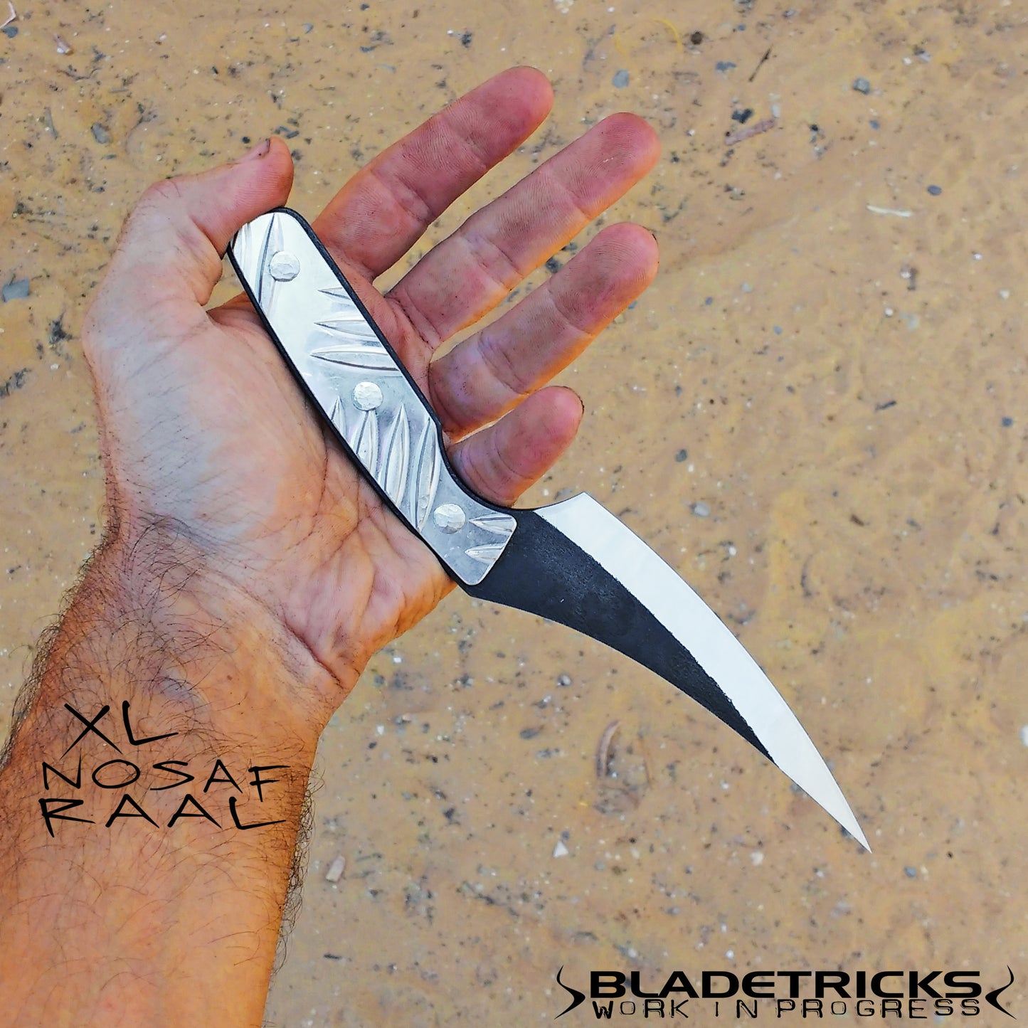 BLADETRICKS CUSTOM XL NOSAF RAAL, ALUMINIUM SCALES VERSION
