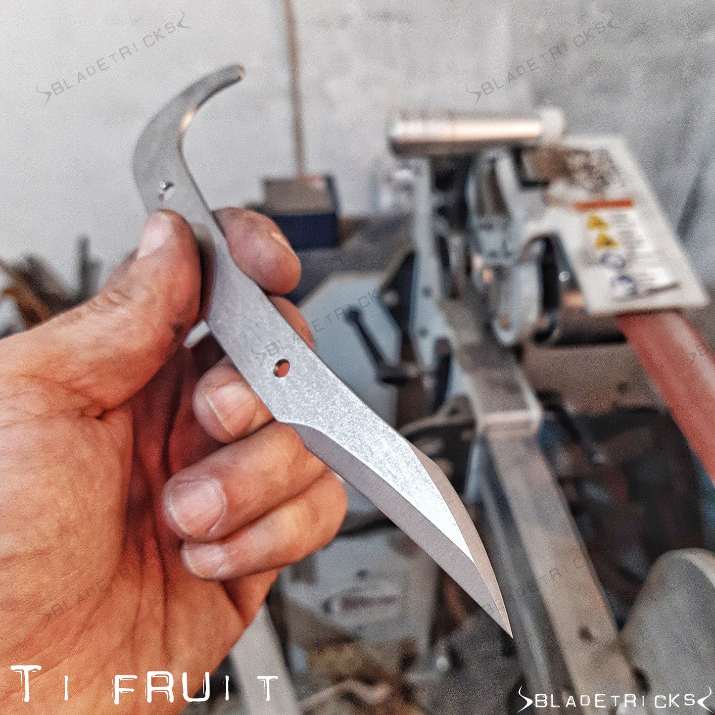 TI FRUIT KNIFE, PIKAL BLINK GRIP VERSION