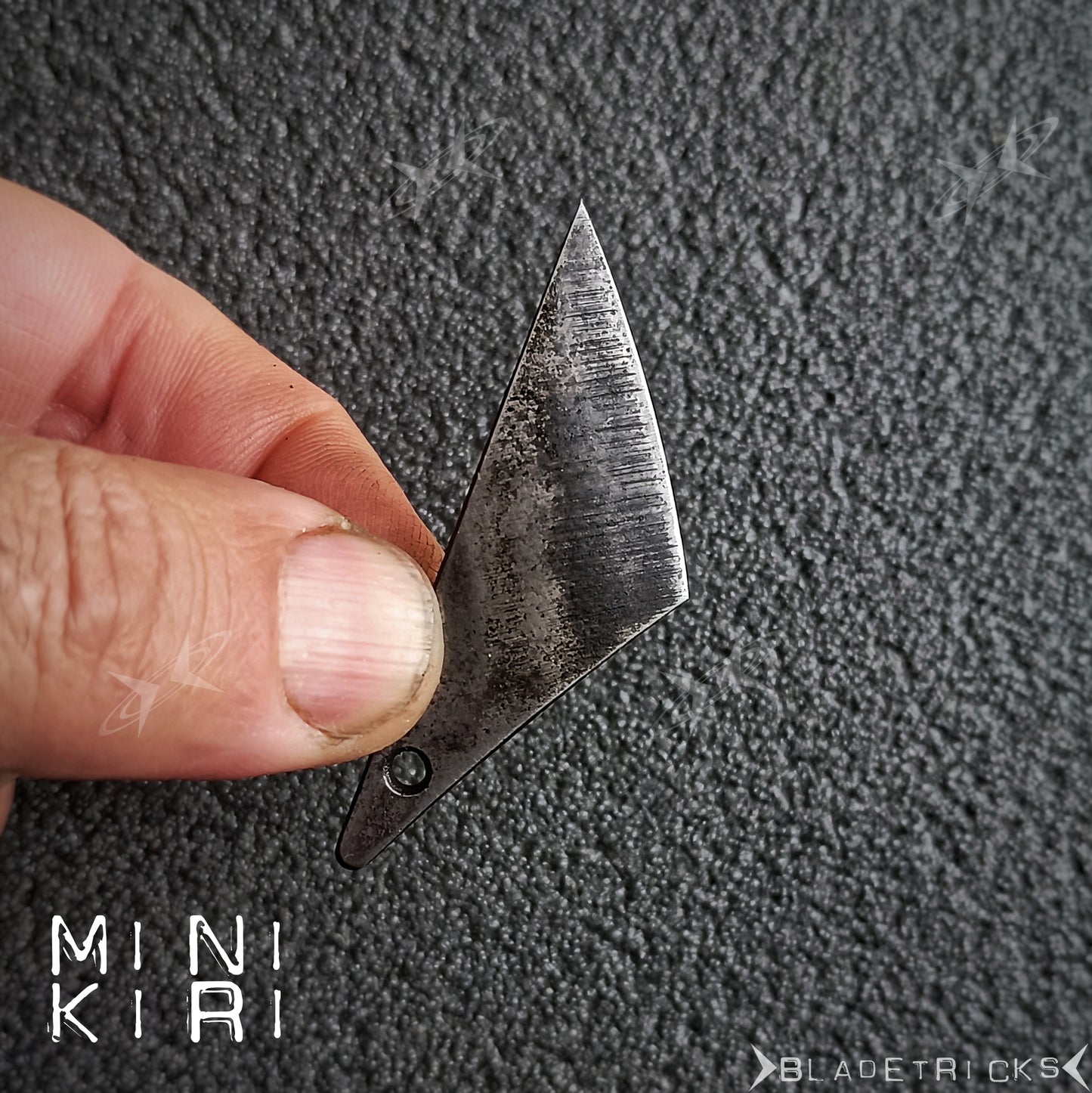 BLADETRICKS MINIKIRI KIRIDASHI