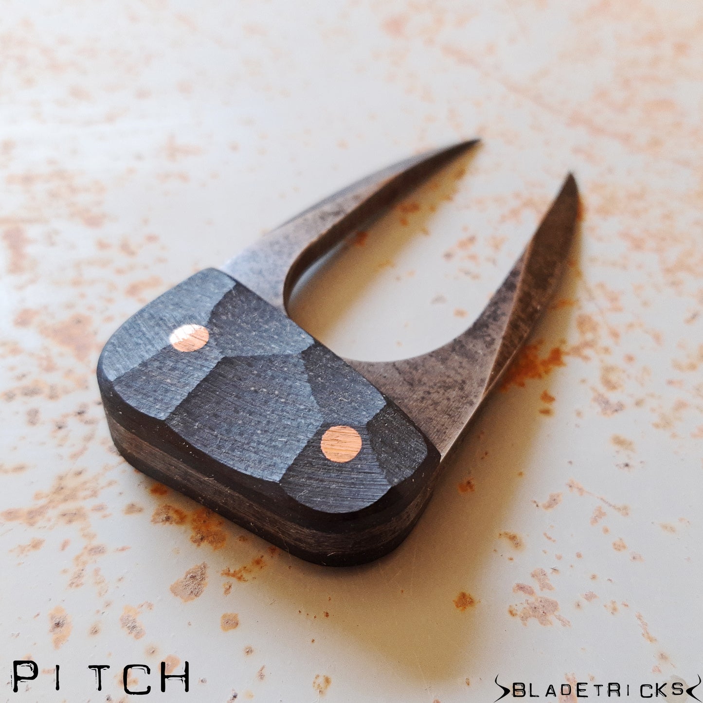 BLADETRICKS CUSTOM PITCH FORK, BLACK G10 & COPPER