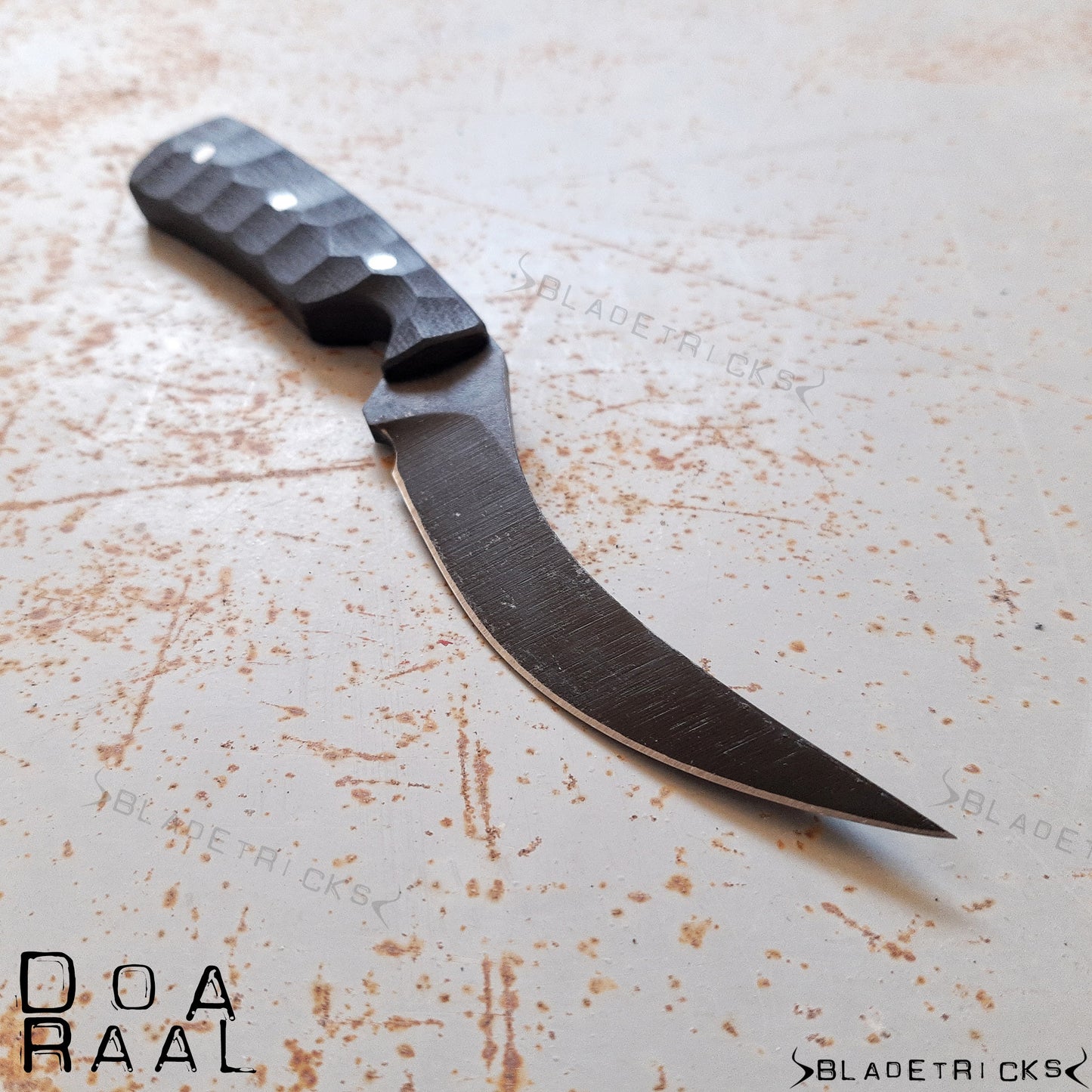 BLADETRICKS CUSTOM DOA RAAL KNIFE