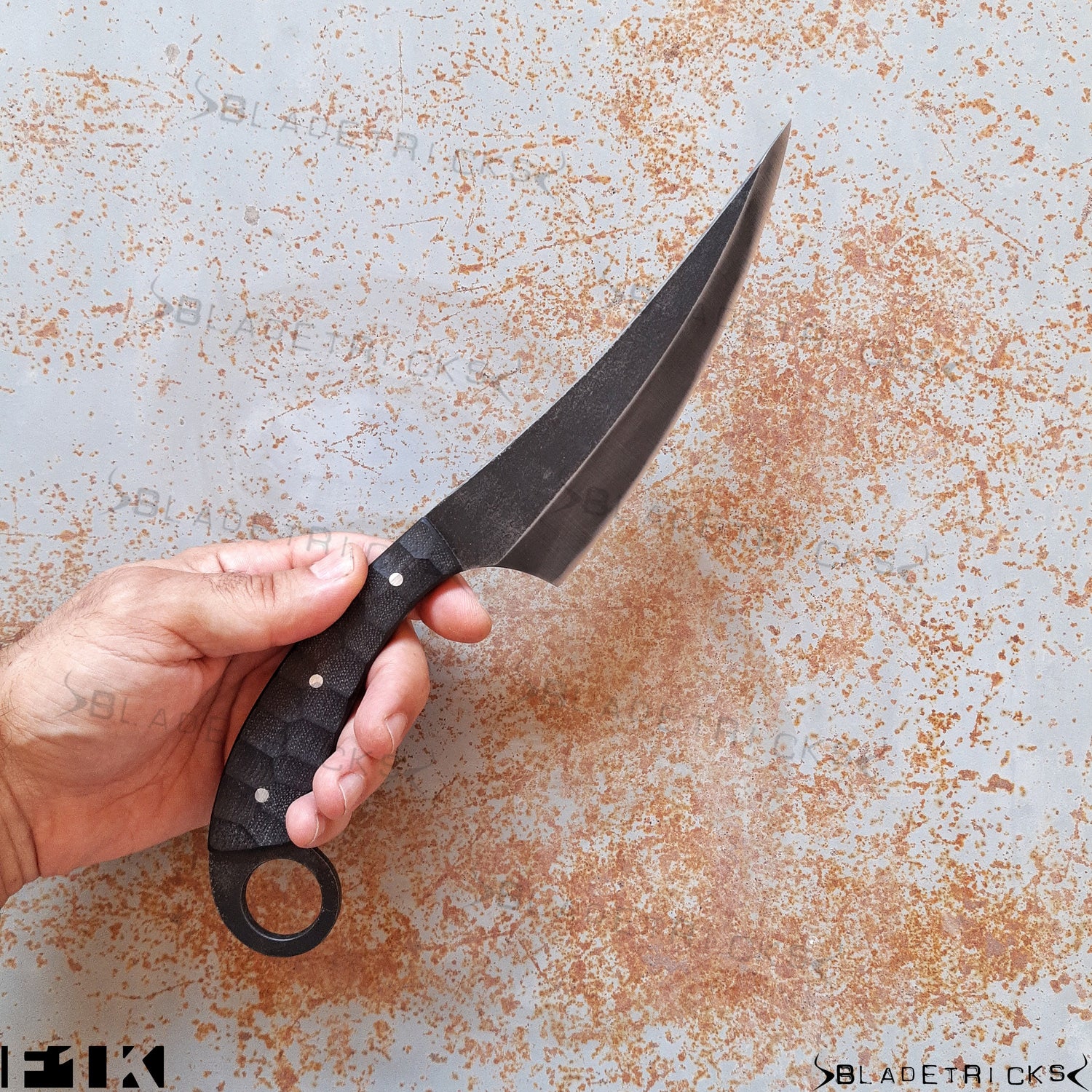 Integral Fighter knife