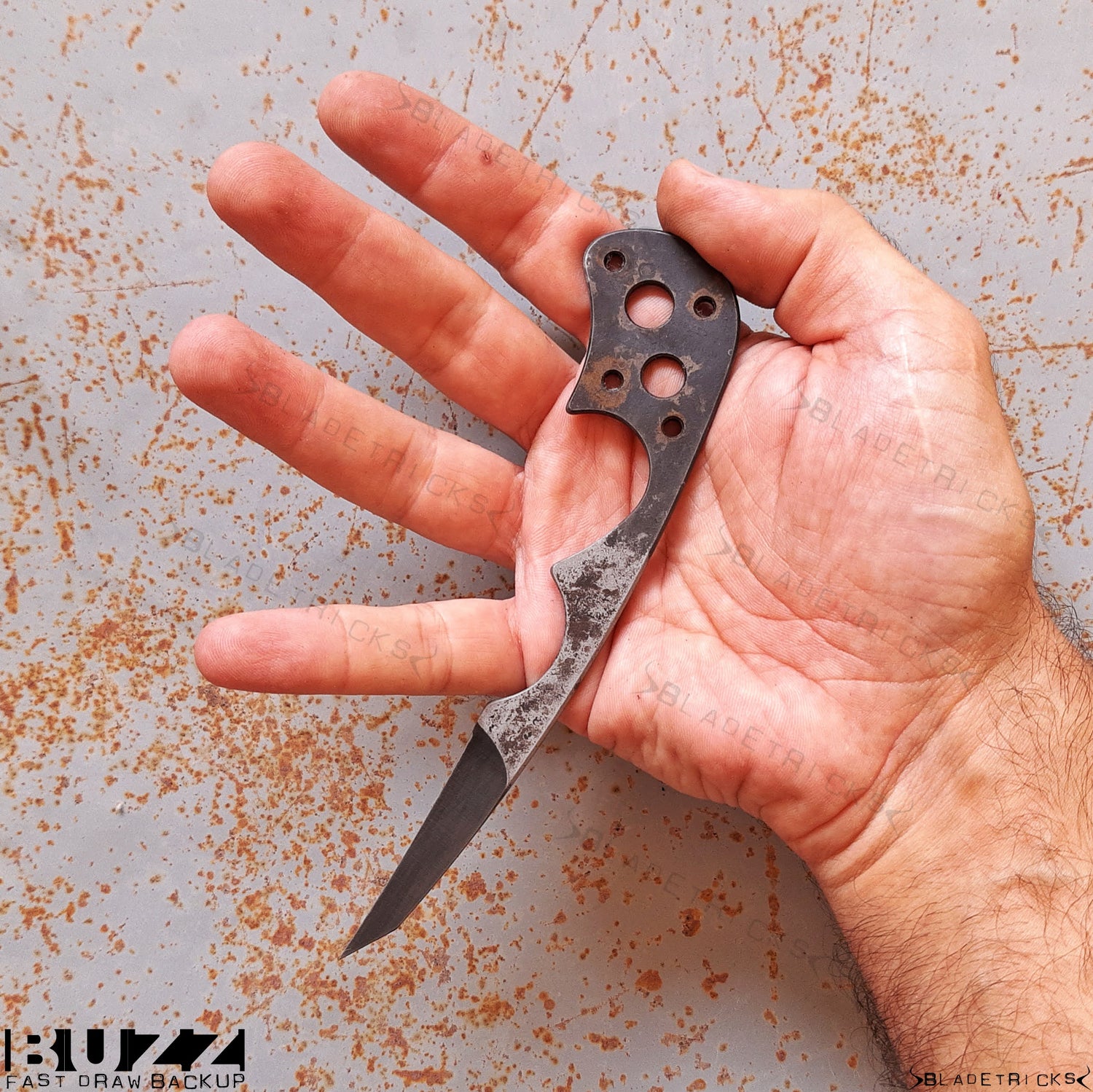 claw knife reverse grip