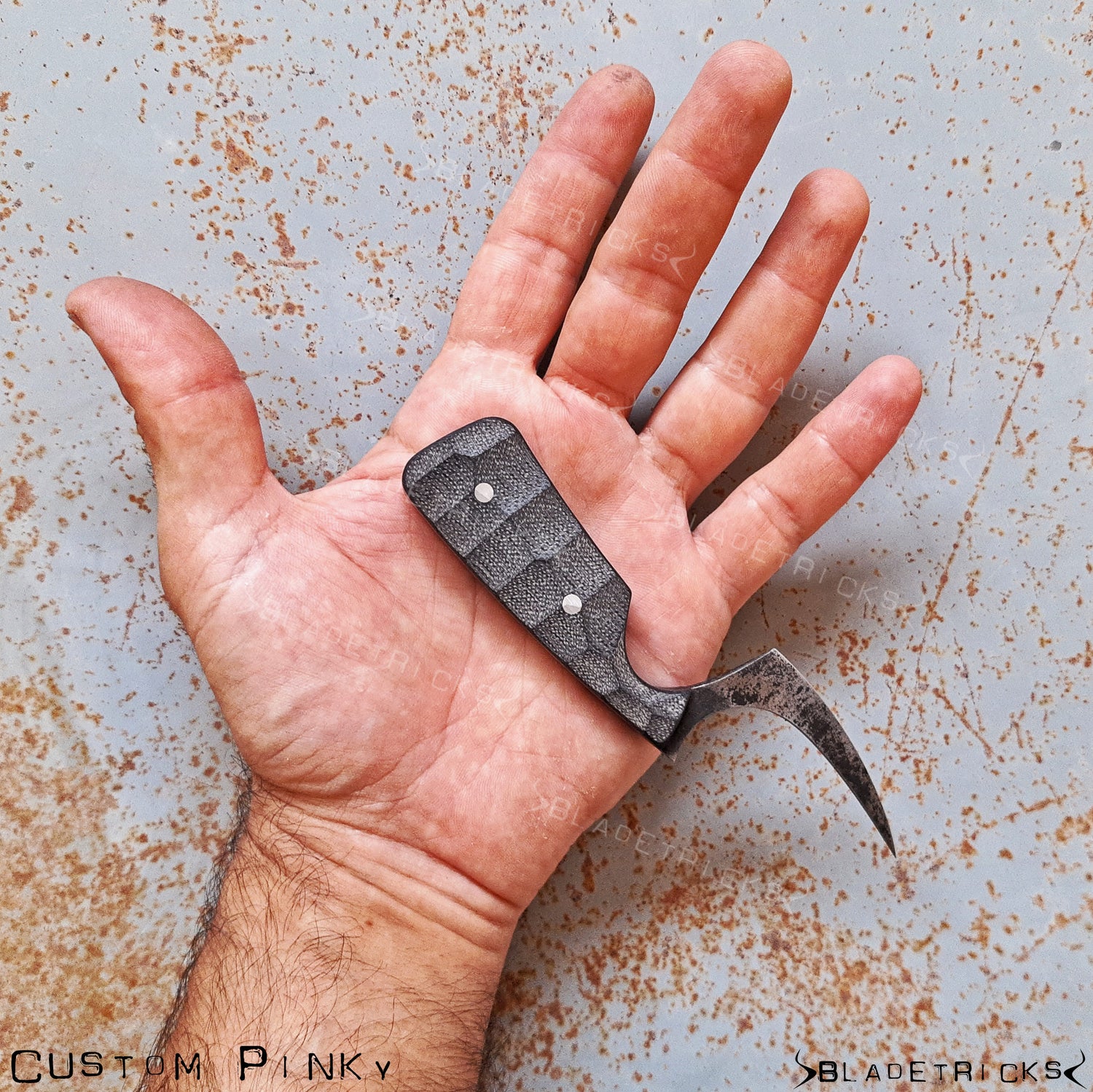 reverse grip custom knife