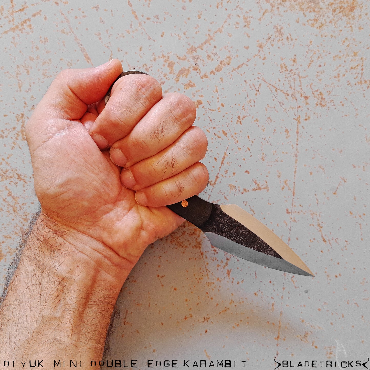 BLADETRICKS CUSTOM DIYUK MINI, BLACK G10 & COPPER