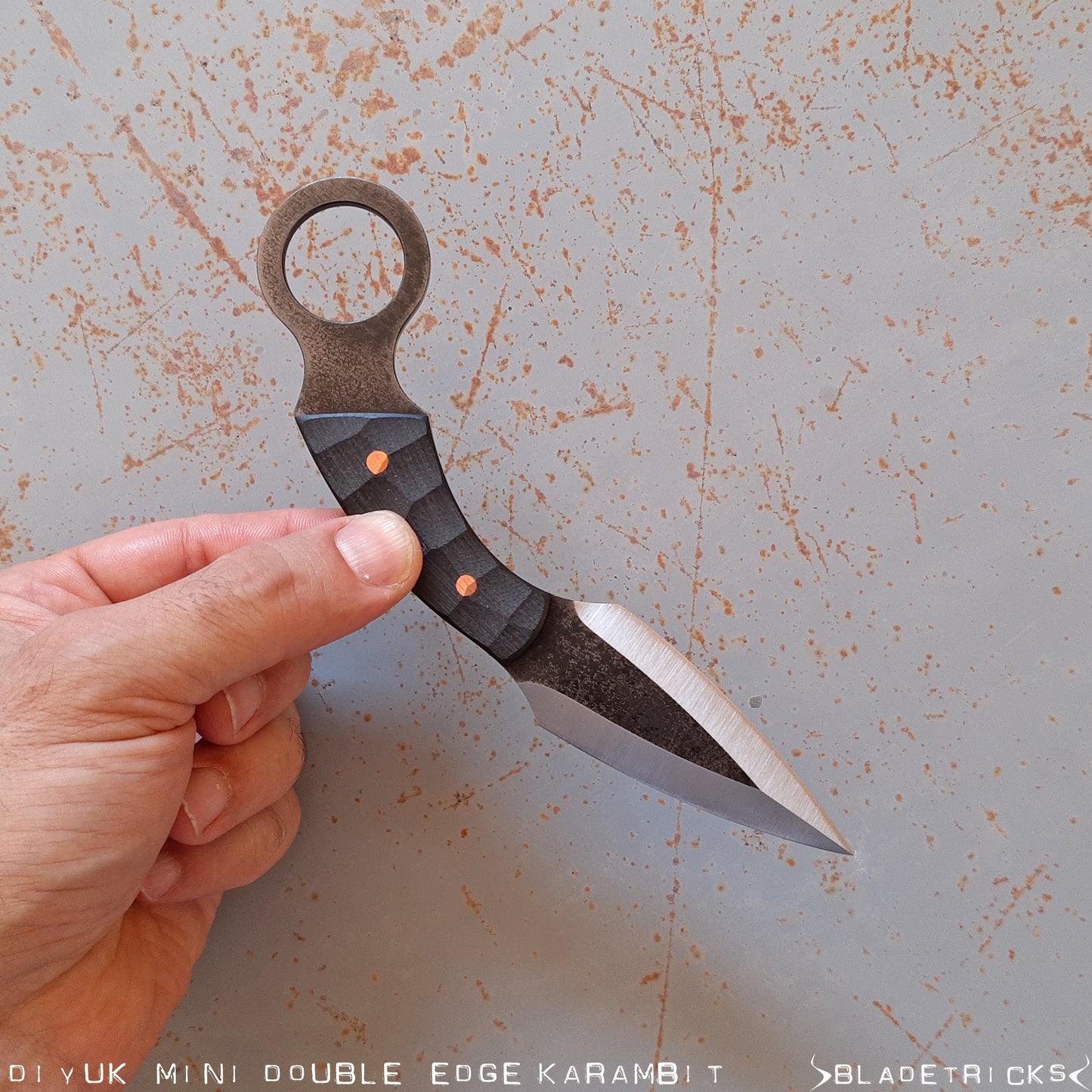 BLADETRICKS CUSTOM DIYUK MINI, BLACK G10 & COPPER