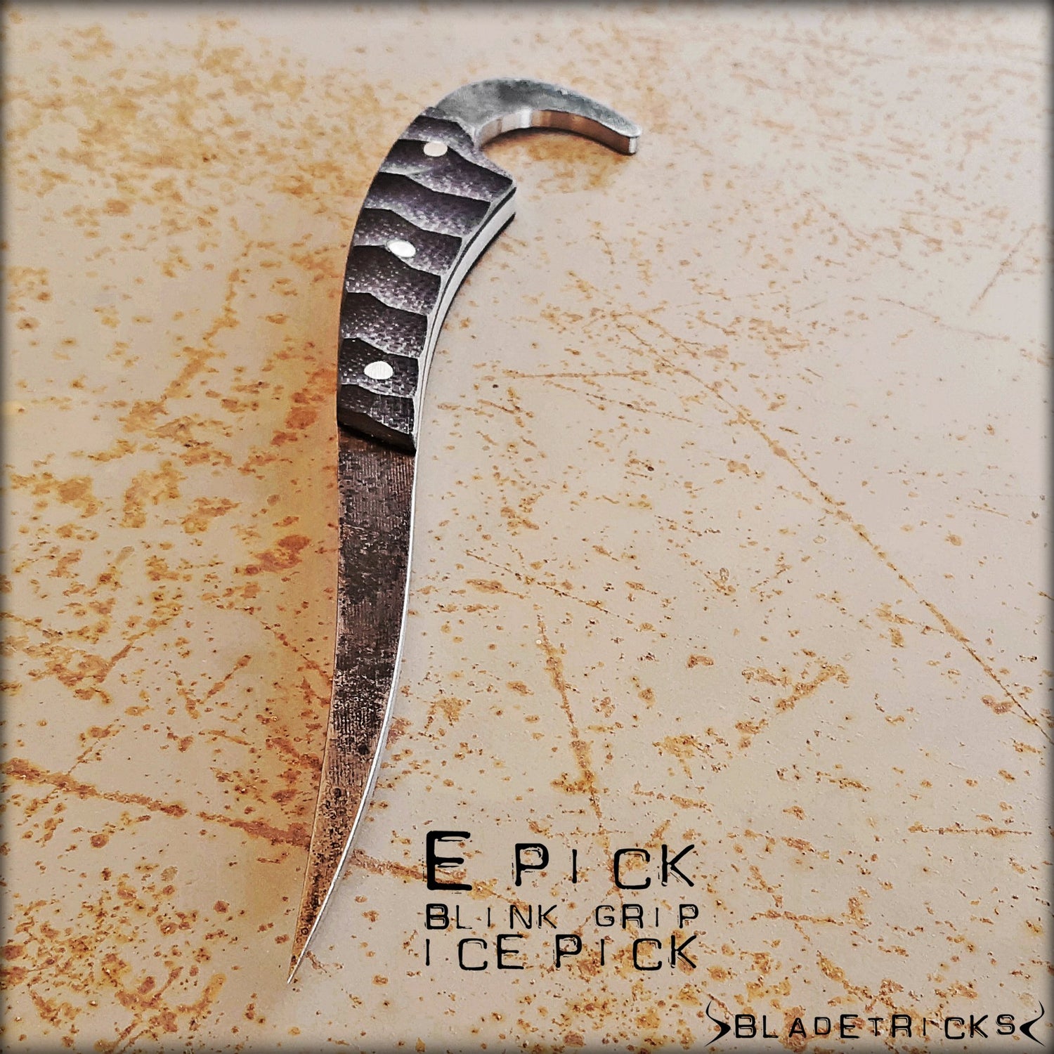Fast draw tactical ice pick