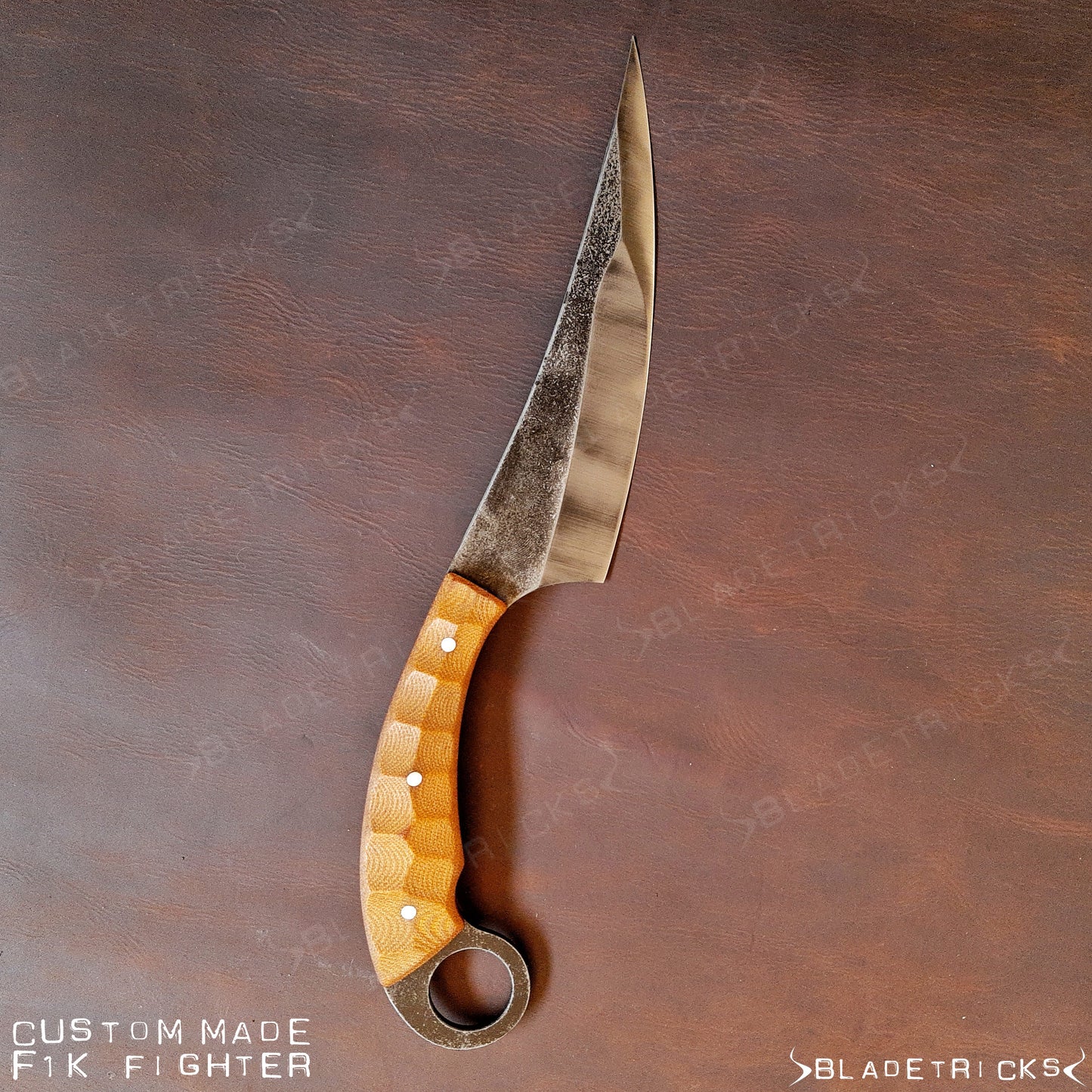 handmade custom knife karambit