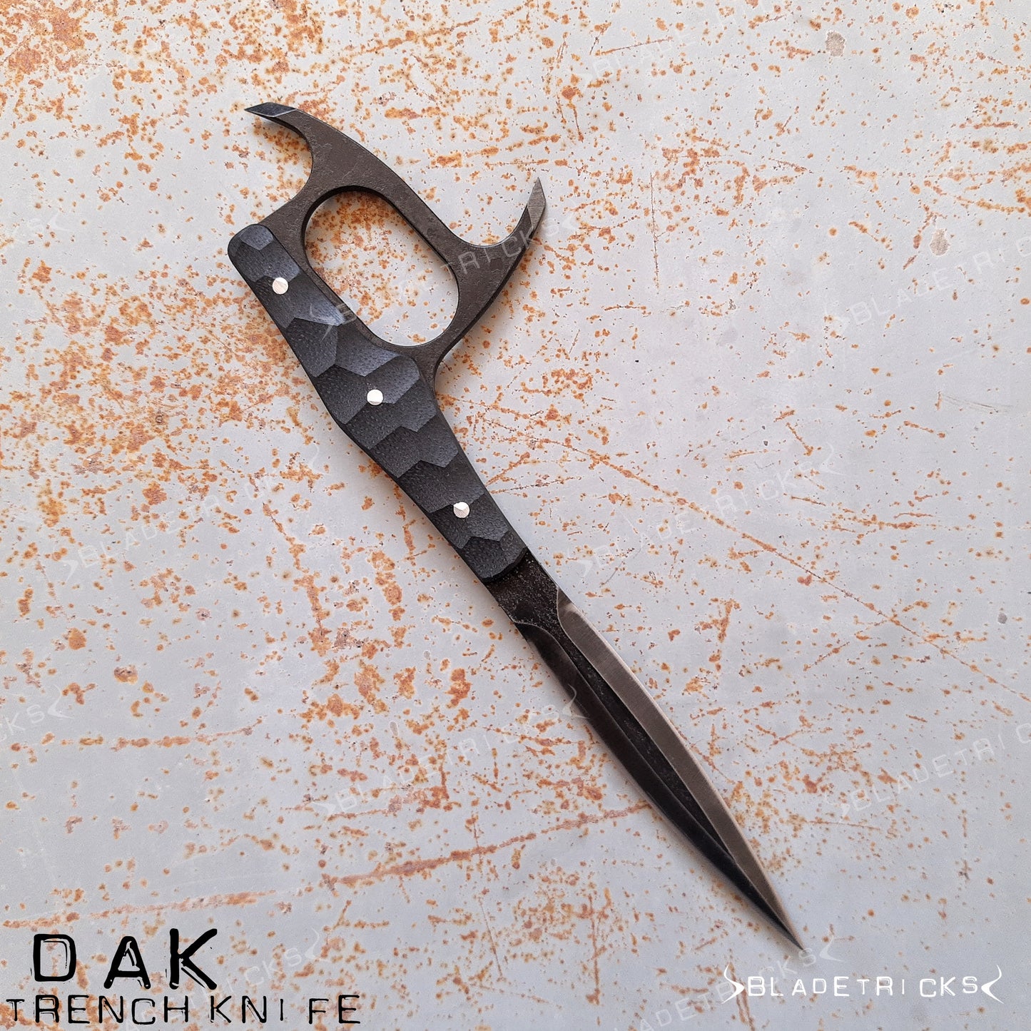 BLADETRICKS DAK TRENCH KNIFE